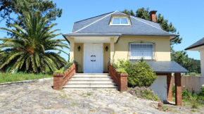 Spacious house with terrace near Boiro, sea view
